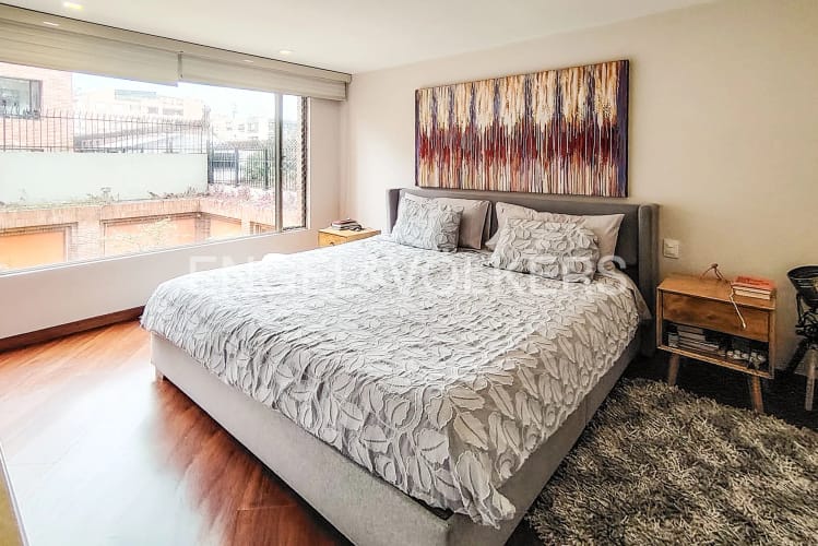Apartamento de 2 alcobas en venta en Chico Norte, Bogotá, 160 m² · foto 10 de 15