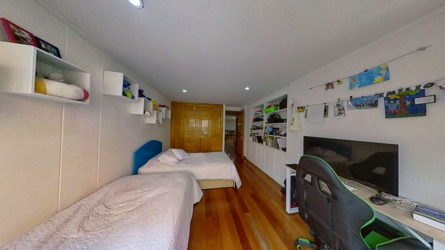 Apartamento de 2 alcobas en venta en Chicó Navarra, Bogotá, 148 m² · foto 18 de 21