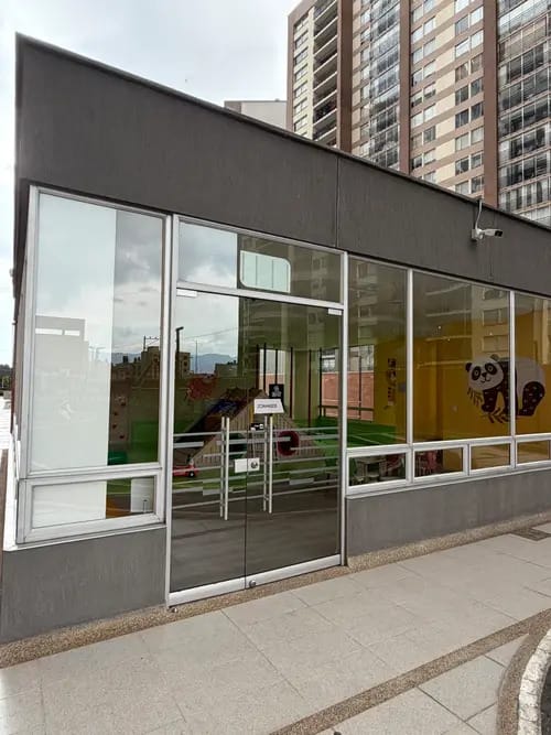 Apartamento de 2 alcobas en arriendo en Américas Central, Bogotá, 67 m² · foto 9 de 16