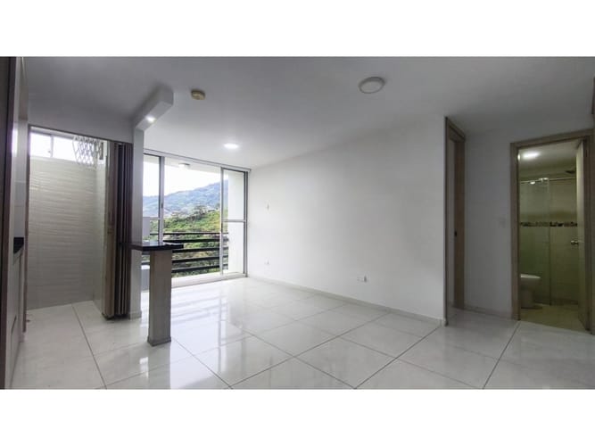 Apartamento de 2 alcobas en arriendo en Santa Isabel Et. Ii, Dosquebradas, 54 m² · foto 6 de 24