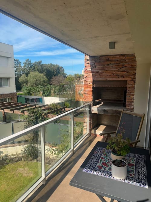 Alquiler apartamento de 3 dormitorios + parrillero propio en Carrasco Norte · Foto 4