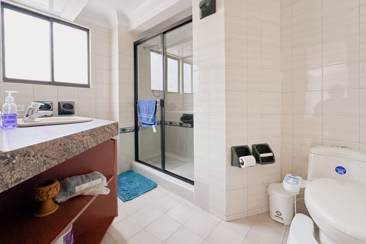 Apartamento de 3 alcobas en venta en Chico, Bogotá, 300 m² · foto 15 de 24