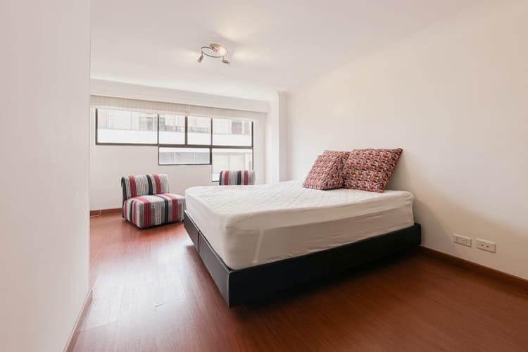 Apartamento de 3 alcobas en venta en Chico, Bogotá, 300 m² · foto 16 de 24