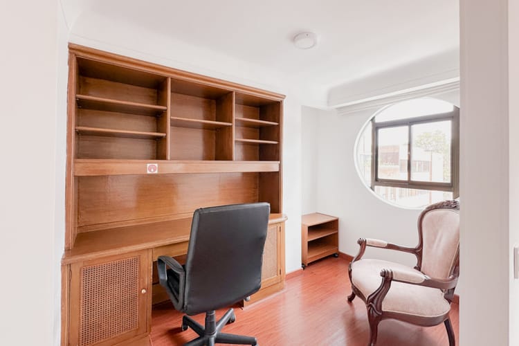 Apartamento de 3 alcobas en venta en Chico, Bogotá, 300 m² · foto 18 de 24