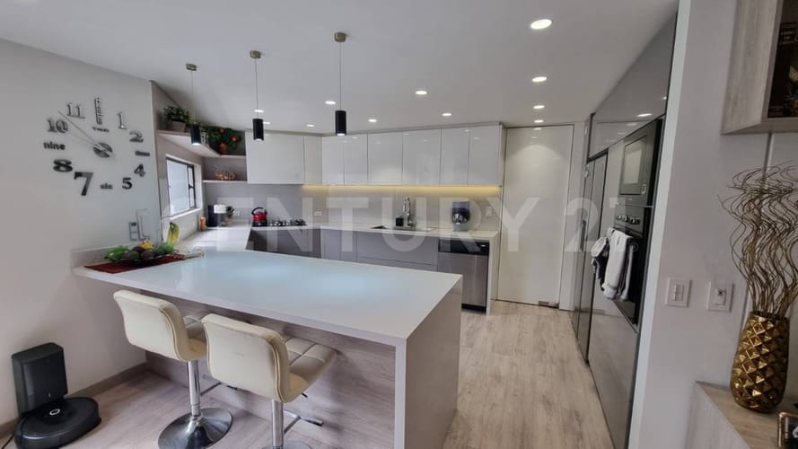 Apartamento de 3 alcobas en venta en Multicentro, Bogotá, 180 m² · foto 7 de 17
