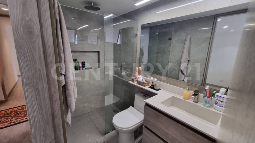 Apartamento de 3 alcobas en venta en Multicentro, Bogotá, 180 m² · foto 11 de 17