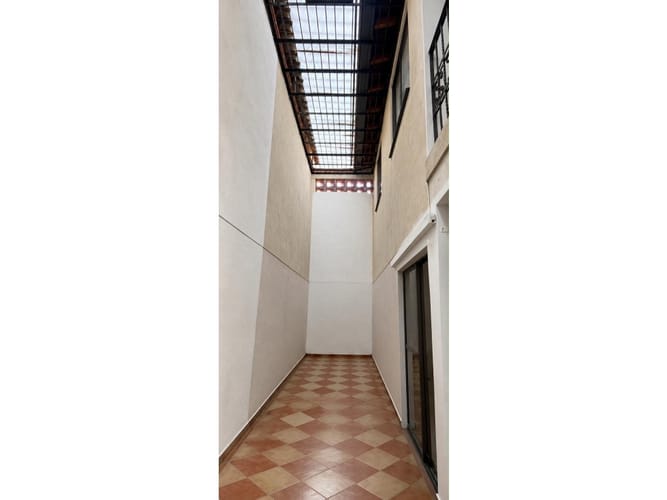 Casa de 4 alcobas en arriendo en San Antonio De Pereira, Rionegro, 300 m² · foto 2 de 7