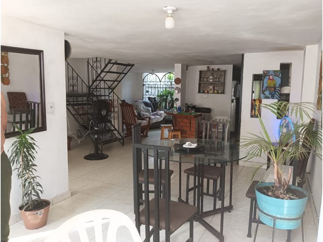 Casa de 5 alcobas en venta en Alamos, Cali, 103 m² · foto 7 de 10