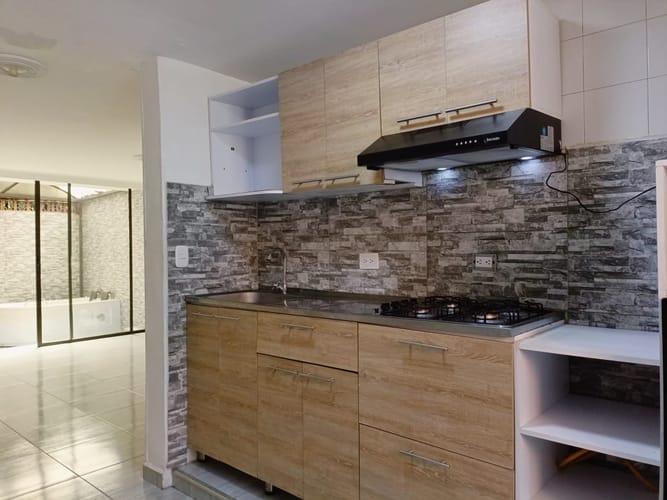 Casa de 3 alcobas en arriendo en Belén, Medellín, 190 m² · foto 8 de 17