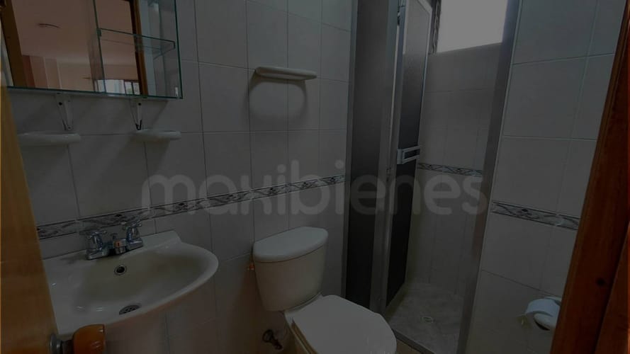 Apartamento de 3 alcobas en arriendo en Los Naranjos, Itagüí, 118 m² · foto 3 de 11
