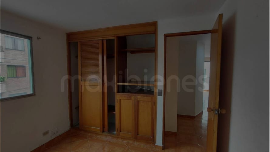 Apartamento de 3 alcobas en arriendo en Los Naranjos, Itagüí, 118 m² · foto 10 de 11
