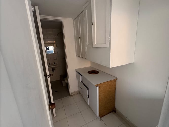 Apartamento de 3 alcobas en venta en Portales Del Country, Bogotá, 82 m² · foto 10 de 23