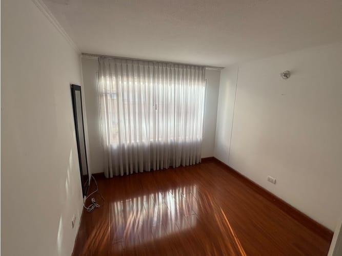 Apartamento de 3 alcobas en venta en Portales Del Country, Bogotá, 82 m² · foto 11 de 23