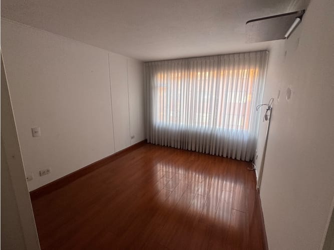 Apartamento de 3 alcobas en venta en Portales Del Country, Bogotá, 82 m² · foto 13 de 23