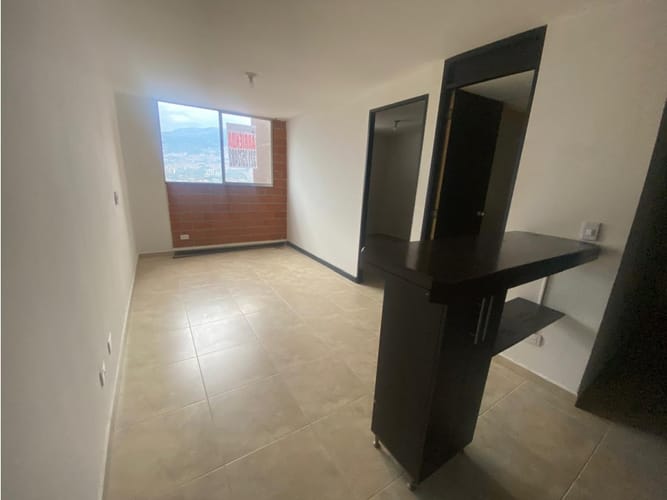 Apartamento de 1 alcoba en arriendo en Villanueva, Medellín, 30 m² · foto 6 de 19