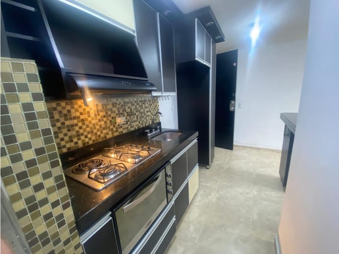 Apartamento de 1 alcoba en arriendo en Villanueva, Medellín, 30 m² · foto 8 de 19