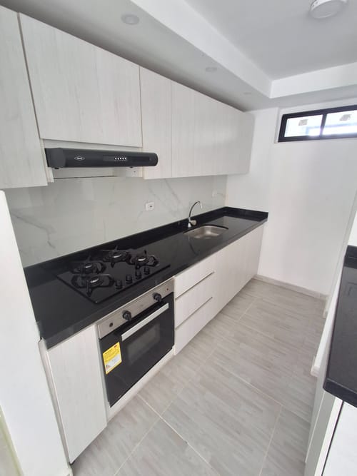 Apartamento de 3 alcobas en arriendo en Picaleña Y Mirolindo, Ibagué, 70 m² · foto 3 de 11