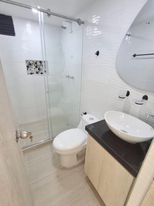 Apartamento de 3 alcobas en arriendo en Picaleña Y Mirolindo, Ibagué, 70 m² · foto 10 de 11