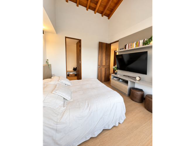 Apartamento de 3 alcobas en arriendo en Llano Grande, Rionegro, 160 m² · foto 7 de 11