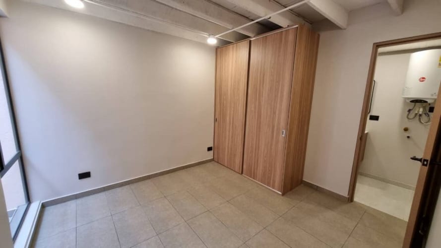 Apartaestudio en arriendo en Bellavista Occidental, Bogotá, 35 m² · foto 2 de 11