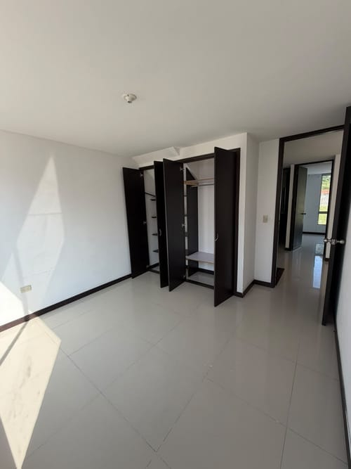 Casa de 3 alcobas en arriendo en Aeropuerto, Pereira, 156 m² · foto 11 de 13