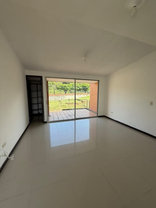 Casa de 3 alcobas en arriendo en Aeropuerto, Pereira, 156 m² · foto 7 de 13
