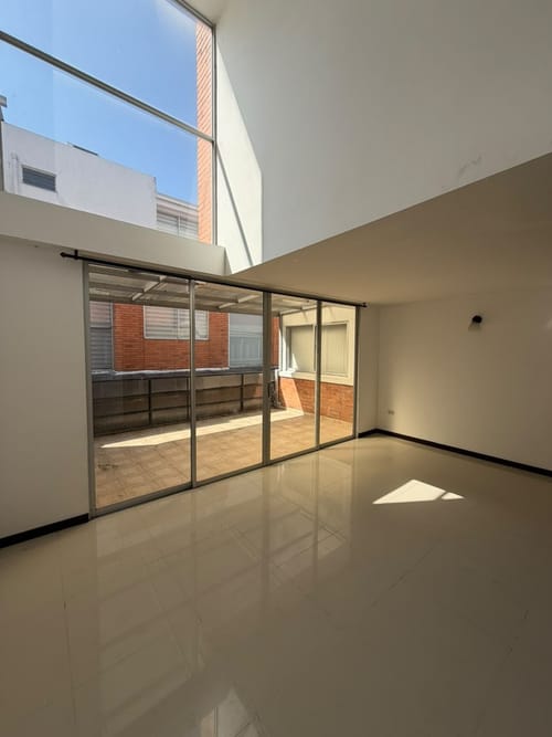 Casa de 3 alcobas en arriendo en Aeropuerto, Pereira, 156 m² · foto 4 de 13