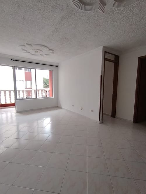 Apartamento de 2 alcobas en arriendo en Campo Hermoso, Bucaramanga, 75 m² · foto 2 de 9