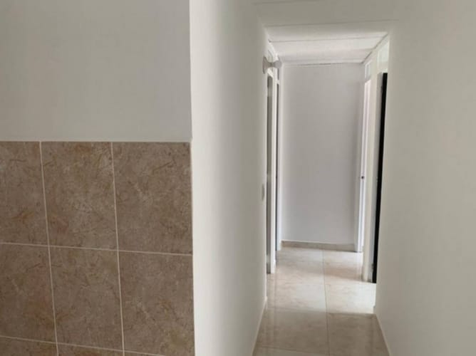 Apartamento de 3 alcobas en venta en Agrupacion La Cofradia, Bogotá, 53 m² · foto 2 de 23