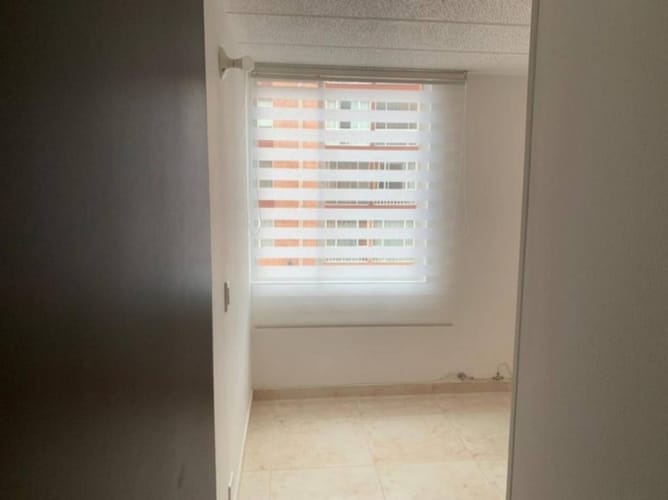 Apartamento de 3 alcobas en venta en Agrupacion La Cofradia, Bogotá, 53 m² · foto 7 de 23