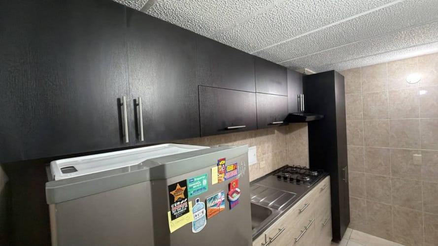Apartamento de 3 alcobas en venta en Agrupacion La Cofradia, Bogotá, 53 m² · foto 20 de 23