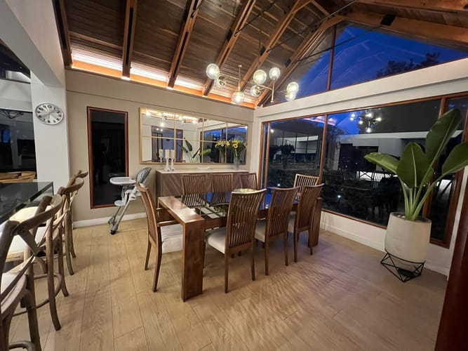 Casa de 3 alcobas en venta en Lindaraja, Bogotá, 256 m² · foto 5 de 24