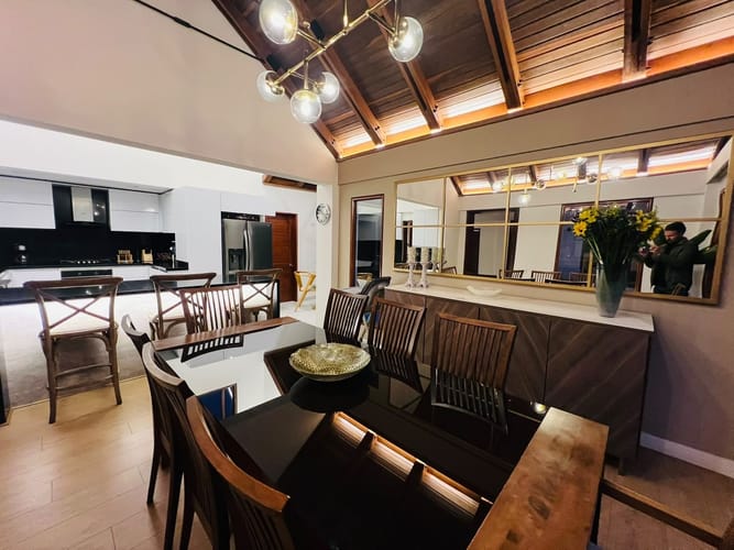Casa de 3 alcobas en venta en Lindaraja, Bogotá, 256 m² · foto 8 de 24