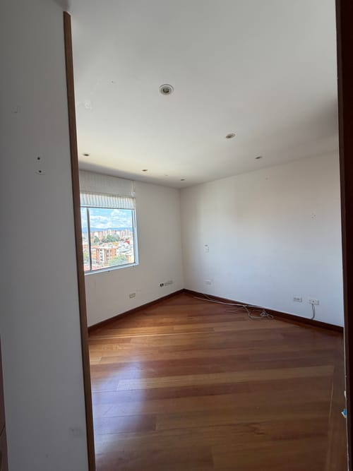 Apartamento de 3 alcobas en arriendo en Bosques Del Marques, Bogotá, 150 m² · foto 4 de 16
