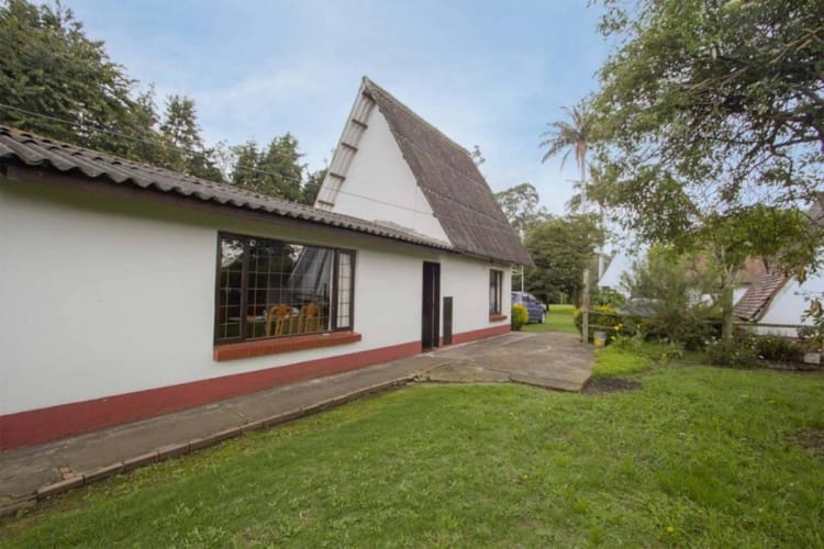 Casa de 4 alcobas en venta en Aures, Bogotá · foto 3 de 24