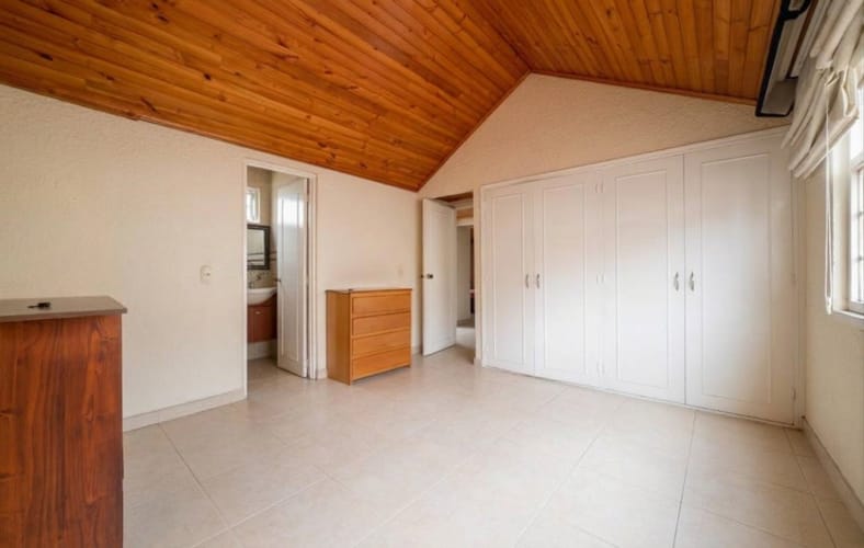 Casa de 4 alcobas en venta en Villa Magdala, Bogotá, 148 m² · foto 11 de 12