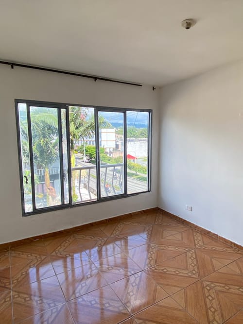 Apartamento de 2 alcobas en arriendo en Milan, Dosquebradas, 50 m² · foto 4 de 6