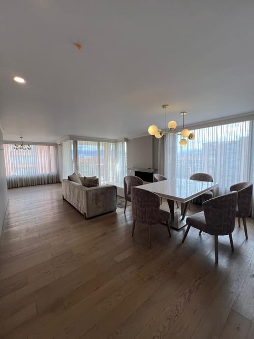 Apartamento de 5 alcobas en venta en Ciudad Salitre, Bogotá, 160 m² · foto 2 de 24
