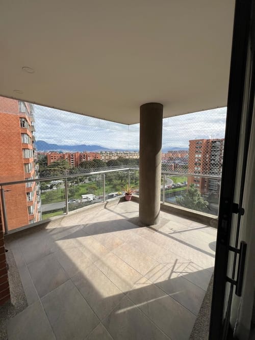 Apartamento de 5 alcobas en venta en Ciudad Salitre, Bogotá, 160 m² · foto 5 de 24