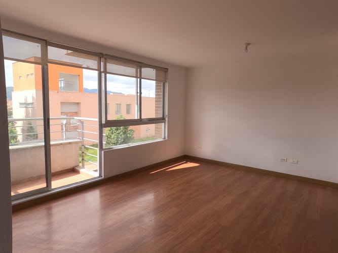 Apartamento de 3 alcobas en arriendo en Sector La Esmeralda, Tocancipá, 76 m² · foto 5 de 24