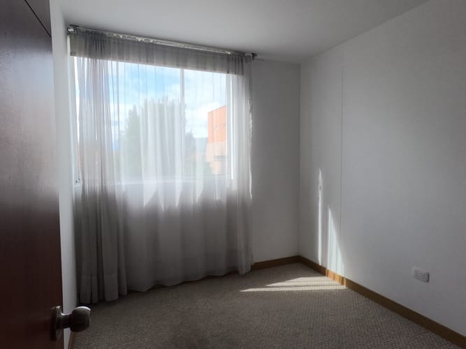 Apartamento de 3 alcobas en arriendo en Sector La Esmeralda, Tocancipá, 76 m² · foto 10 de 24