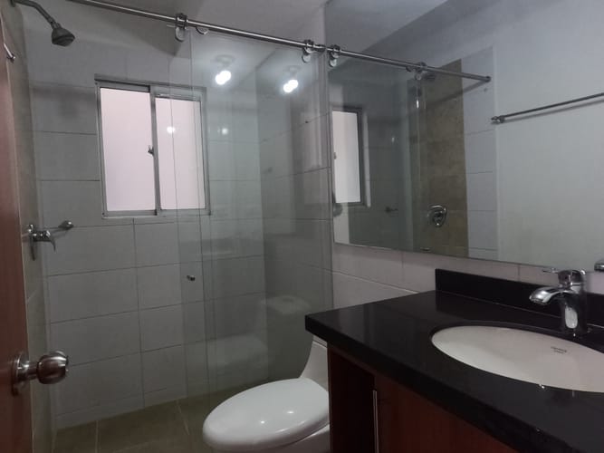 Apartamento de 3 alcobas en arriendo en Sector La Esmeralda, Tocancipá, 76 m² · foto 22 de 24