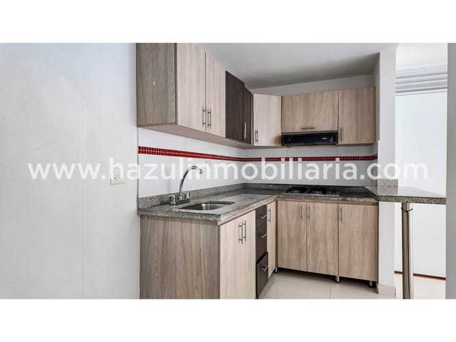 Apartamento de 3 alcobas en arriendo en La Francia, Manizales, 71 m² · foto 3 de 20