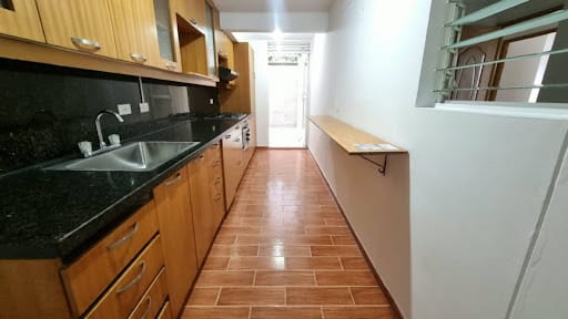 Apartamento de 4 alcobas en arriendo en Castropol, Bogotá, 96 m² · foto 2 de 16