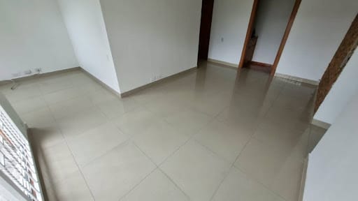 Apartamento de 4 alcobas en arriendo en Castropol, Bogotá, 96 m² · foto 6 de 16