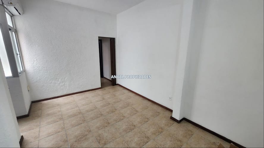 ALQUILER APARTAMENTO POCITOS 2 DORMITORIOS BAÑO AZOTEA AMPLIA · Foto 2