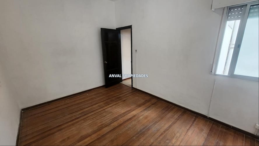 ALQUILER APARTAMENTO POCITOS 2 DORMITORIOS BAÑO AZOTEA AMPLIA · Foto 4
