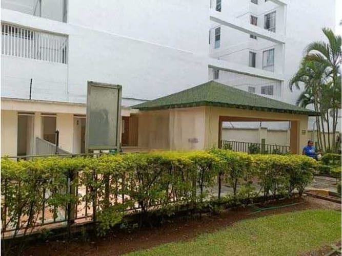 Apartamento de 3 alcobas en venta en El Refugio, Bogotá, 72 m² · foto 1 de 8