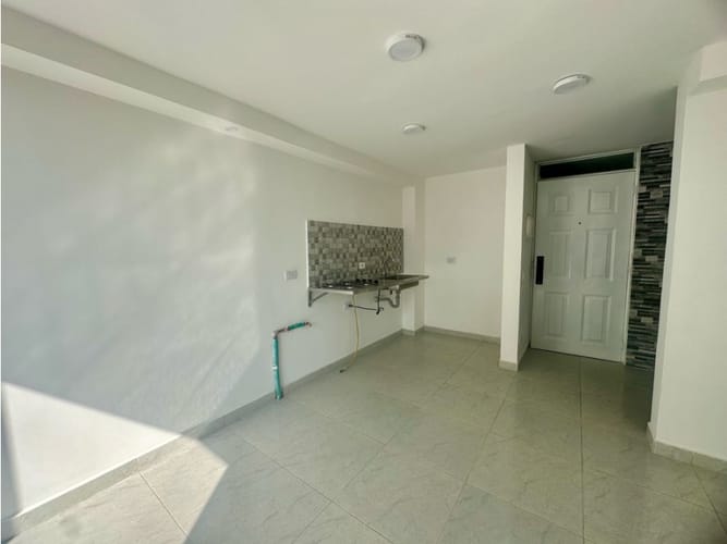 Apartamento de 2 alcobas en venta en Fontibon, Bogotá, 42 m² · foto 2 de 10
