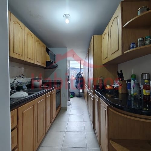 Apartamento de 3 alcobas en venta en Altos Del Poblado, Medellín, 100 m² · foto 6 de 18
